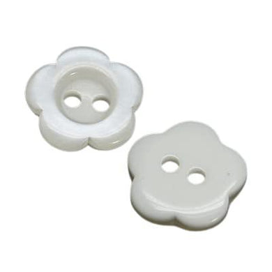 Pack of 20 Resin Flower Buttons  15mm  White