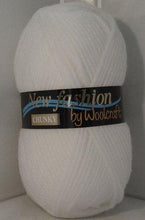 Load image into Gallery viewer, Woolcraft Chunky Wool, Yarn 100g (White 100