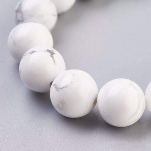 Strand of 18 Natural White Howlite 10mm Beads