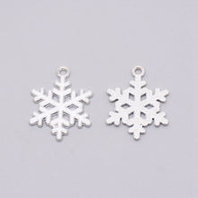 Load image into Gallery viewer, Pack of 10 Alloy Enamel Snowflake Charms