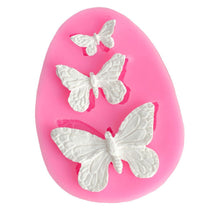 Load image into Gallery viewer, Silicone Resin Mould 72 x 55 x 10mm Butterflies