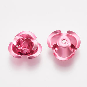 Pack of 100 Aluminium 3 Petal Flower Beads 7 x 4mm Metallic Bright Pink